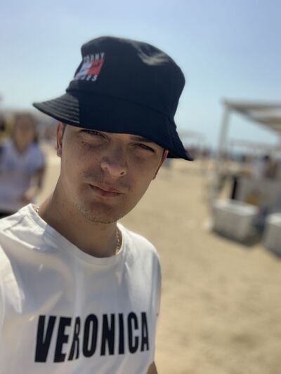  ,   , 27 ,   ,   