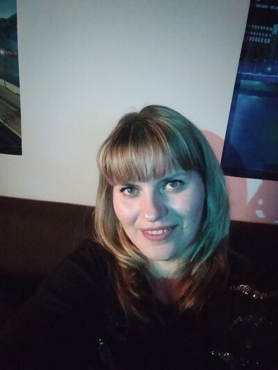  Chomutov,   Nadija, 39 ,   ,   