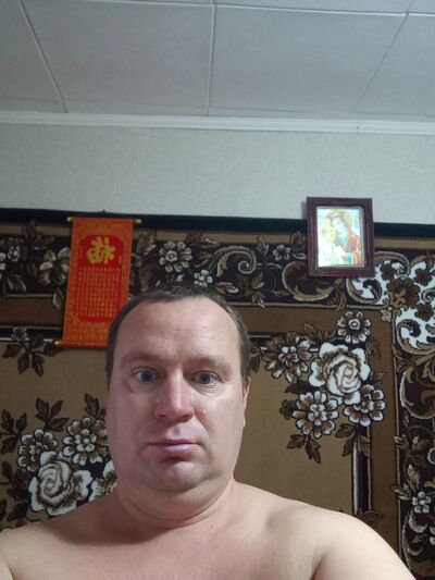  ,   Yury, 23 ,   ,   , c , 