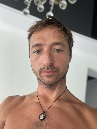  ,   Dennis, 34 ,   ,   