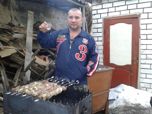 ,   Evgeny, 42 ,   ,   , c , 