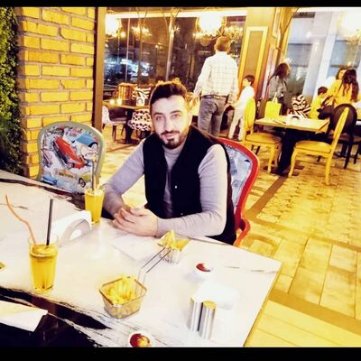  ,   Aliko, 33 ,   ,   