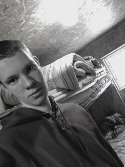   ,   Denis, 24 ,   ,   
