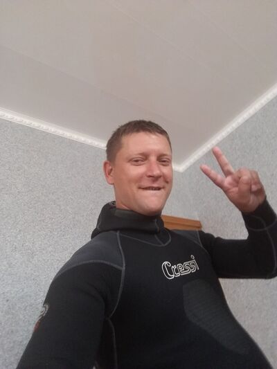  ,   Aleksandr, 37 ,   ,   , c 