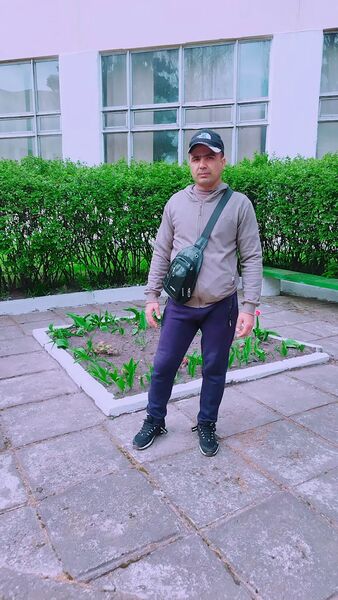  ,   Dilmurat, 35 ,   , c 