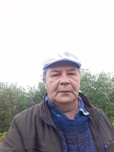  ,   Aleksandr, 61 ,  