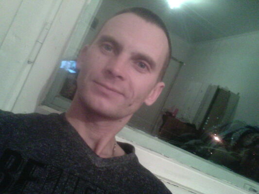  ,   Denis, 42 ,     , c 