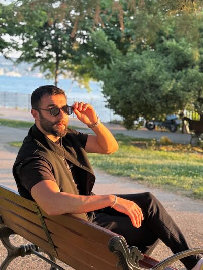  ,   Yasin, 49 ,   ,   