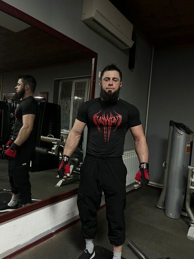  ,   Sharip, 36 ,   ,   