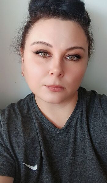 ,   Marina, 41 ,   c 