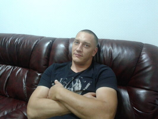  ,   Pavel, 41 ,   ,   , c , 