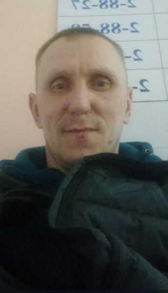  ,   Denis, 43 ,   ,   