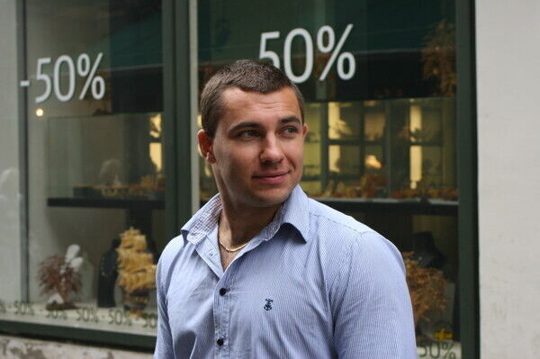  ,   Niko, 35 ,   ,   