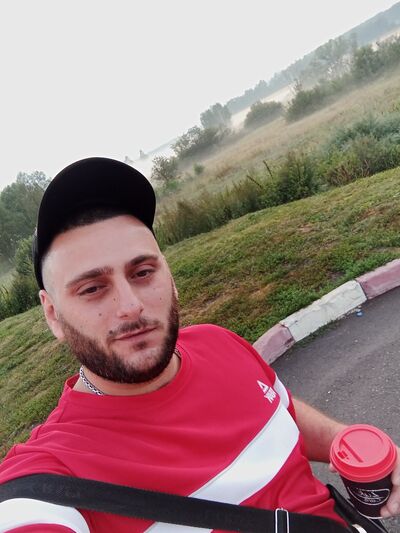  ,   Erik, 31 ,   ,   