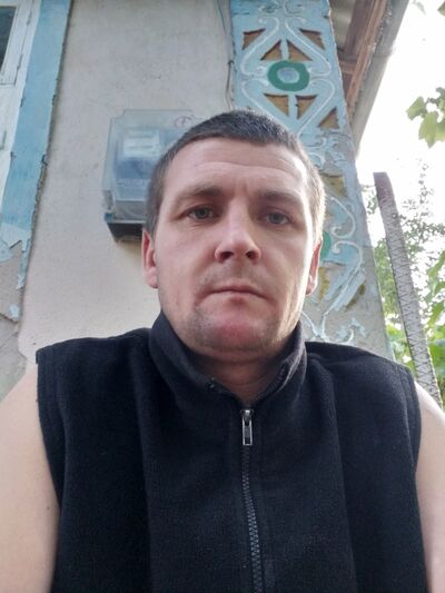  ,   Serghei, 37 ,   