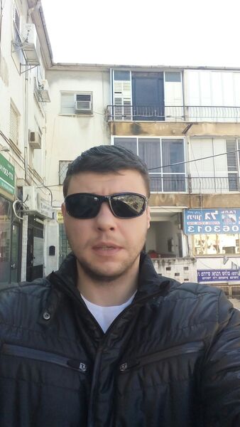  Holon,   , 42 ,   