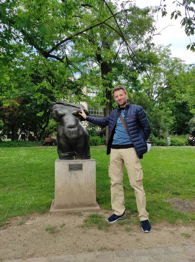  Frankfurt am Main,   , 45 ,   ,   , c , 