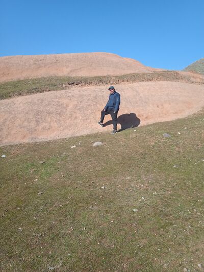  ,   Rustam, 40 ,   ,   