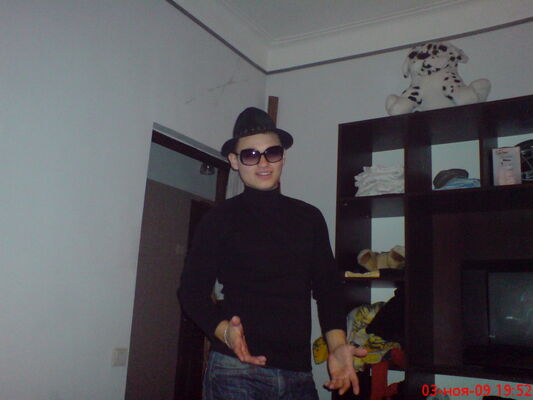  ,   Yarik, 35 ,   ,   , c 