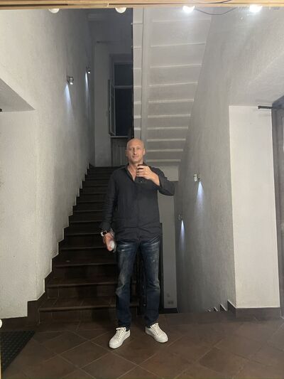  -,   Vladimir, 47 ,     