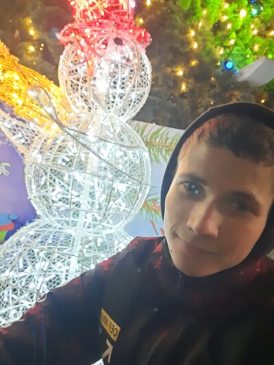  ,   Alexander, 24 ,   ,   