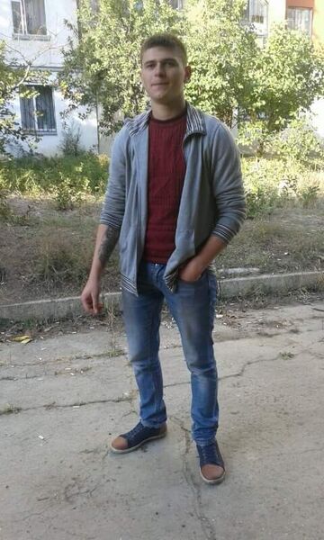  ,   Viktor, 30 ,   ,   , c 