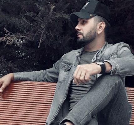  ,   Ruslan, 32 ,   ,   