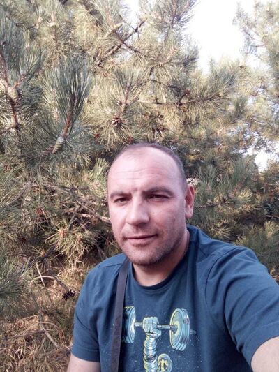  ,   Serg, 42 ,   