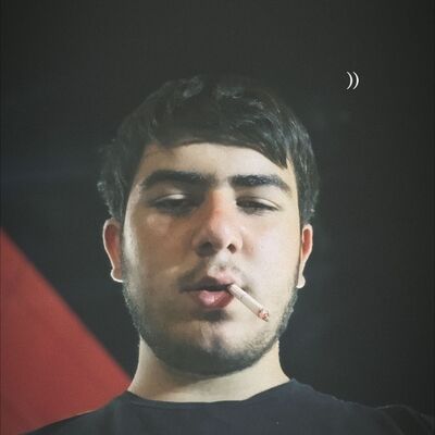  --,   Erik, 24 ,   ,   