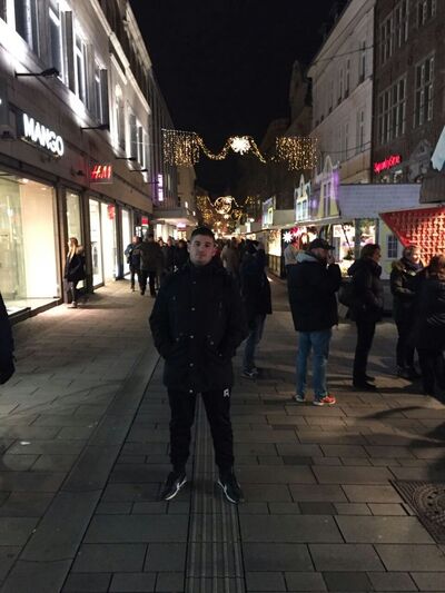  ,   Nik, 38 ,   ,   , c 