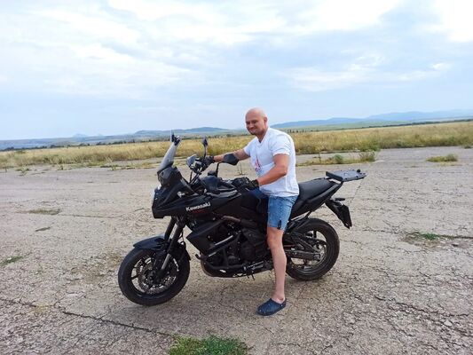  ,   Alex, 38 ,   ,   
