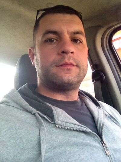  ,   Alex, 41 ,   