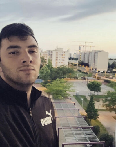  ,   Mihail, 28 ,   ,   