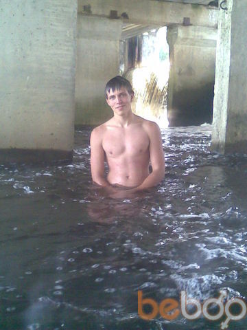  ,   Denis, 32 ,   ,   , c 