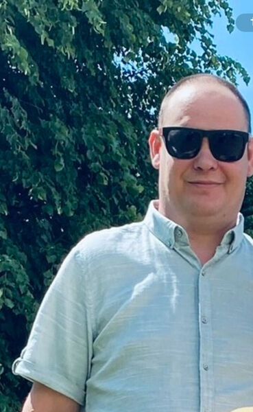  ,   Igor, 41 ,  