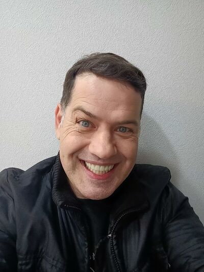  ,   Viktor, 46 ,   ,   