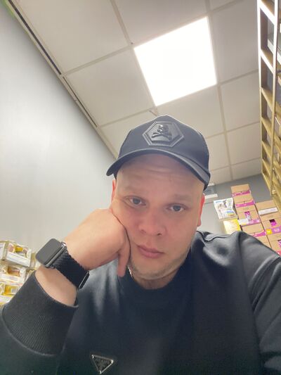  ,   Jurijs, 36 ,   ,   , c 