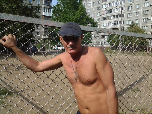   ,   Oleg, 60 ,   