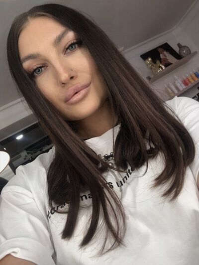  ,   Olesya, 32 ,   