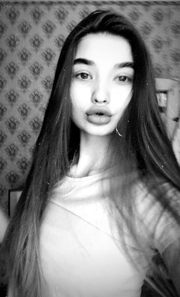  ,   Elena, 24 ,   ,   