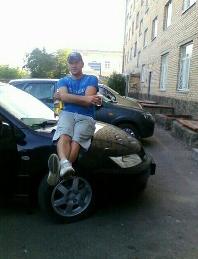  ,   Sasha, 36 ,   