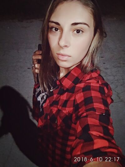  ,   Gabriela, 26 ,   ,   , c 