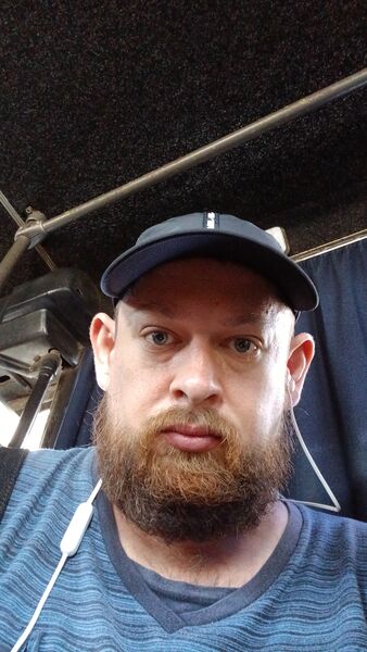  ,   Denis, 39 ,   ,   , c 