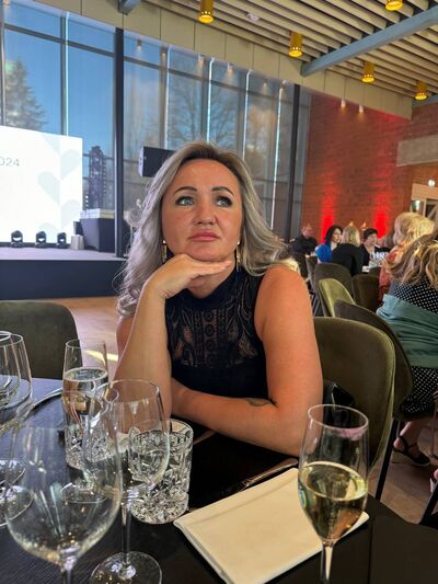  ,   Svetlana, 45 ,  