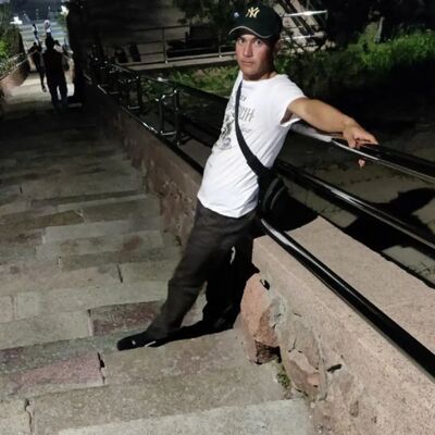  ,   Umidjon, 20 ,   ,   