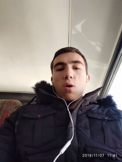  ,   Maksim, 31 ,   ,   , c 