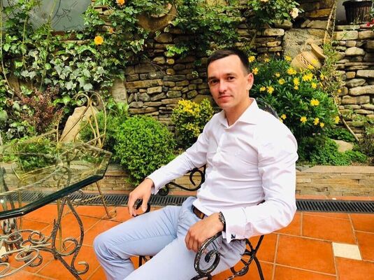  ,   Ruben, 37 ,  
