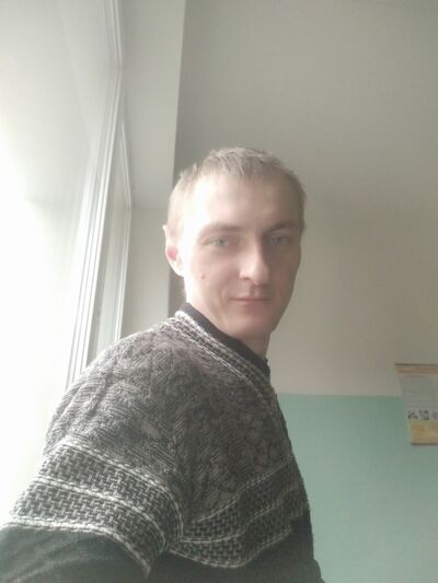  ,   Makar, 32 ,   