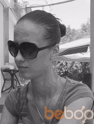  ,   Kika, 40 ,   