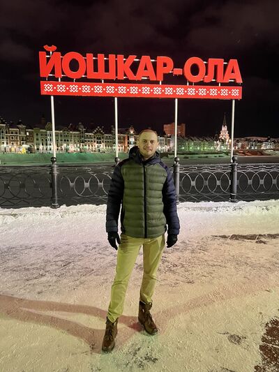 ,   Alex, 32 ,   ,   
